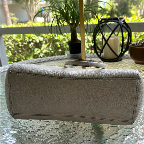 Coach Marlie Cream pebble leather shoulder Bag NO CALLOUTS - Picture 5 of 10